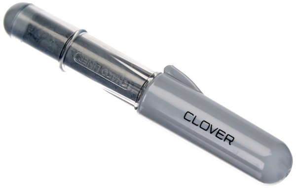 Clover Chaco Liner in Stiftform silber